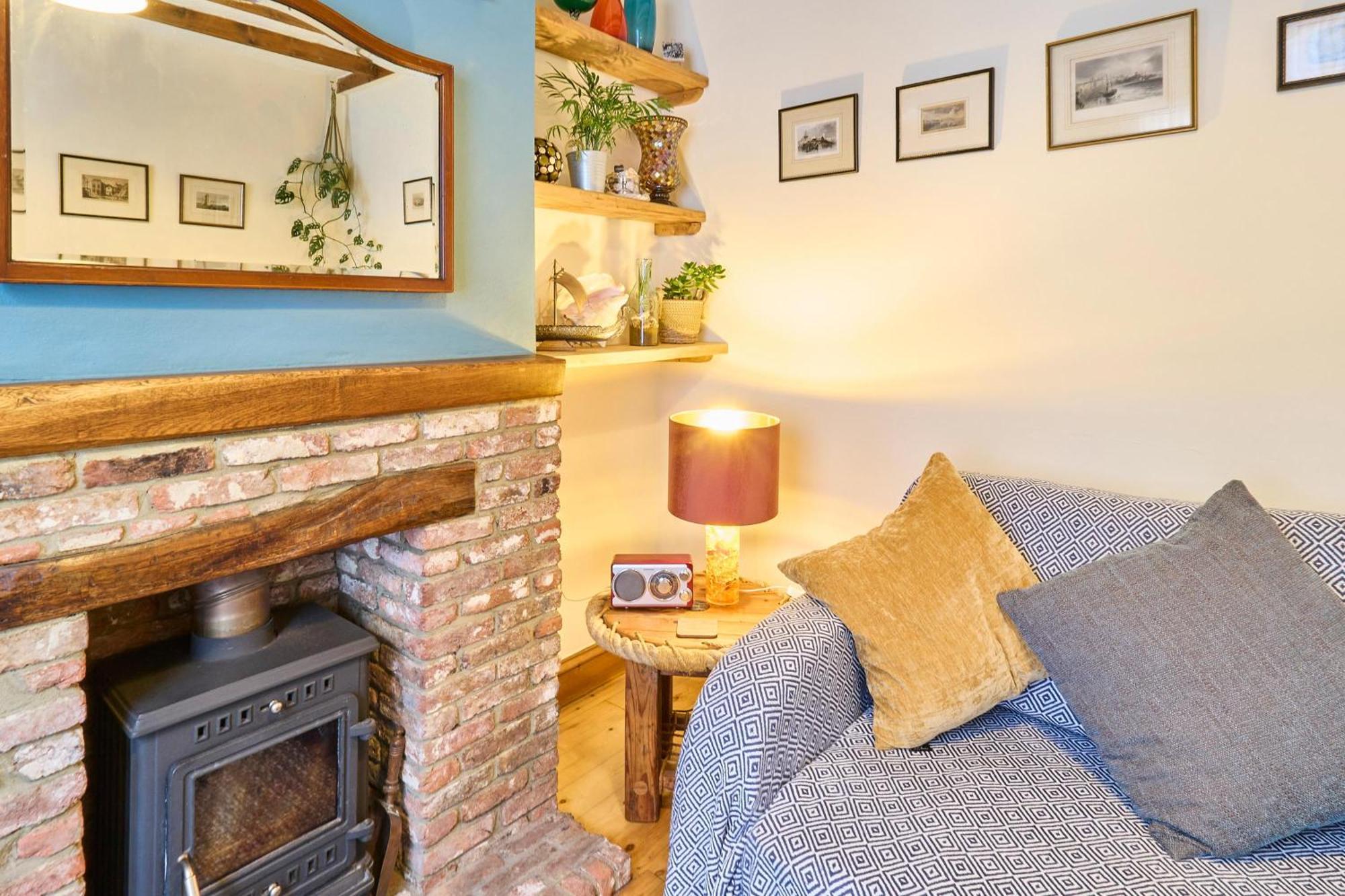 Host & Stay - Ethelbert Cottage Бродстеърс Екстериор снимка